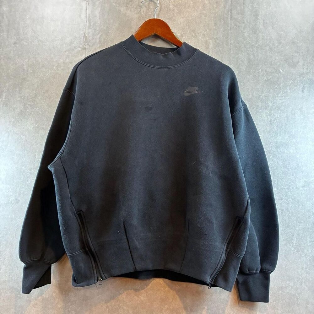 Nike Women's Sweatshirt